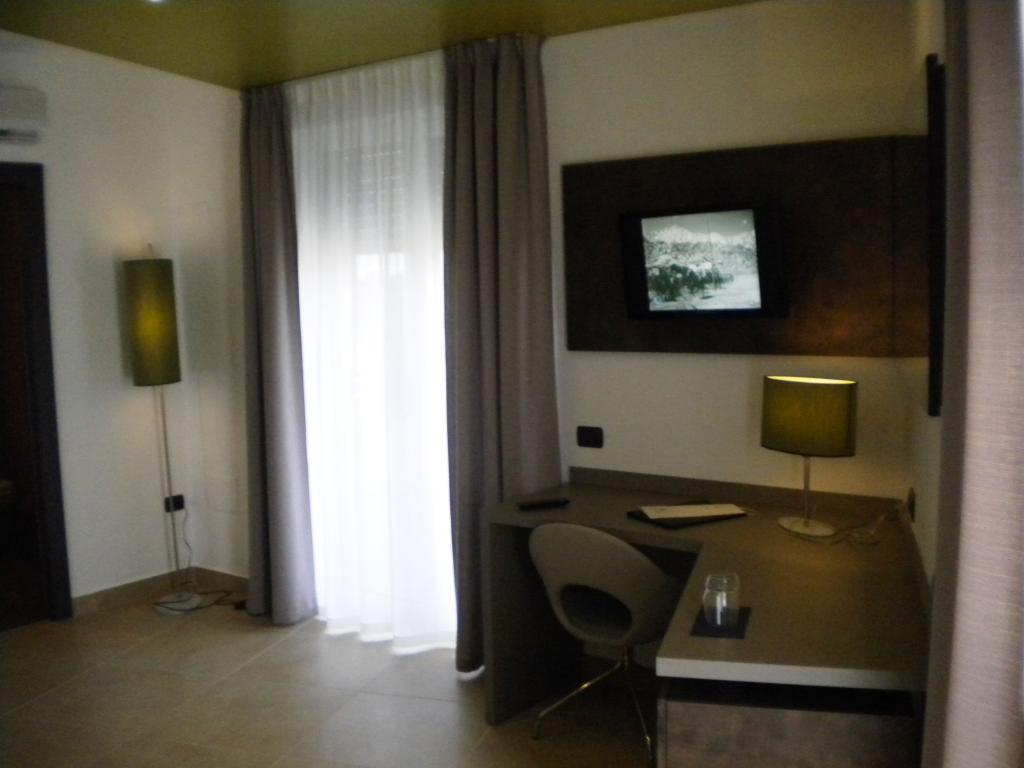 Hotel Chez Le Sourire Giffoni Valle Piana Zimmer foto