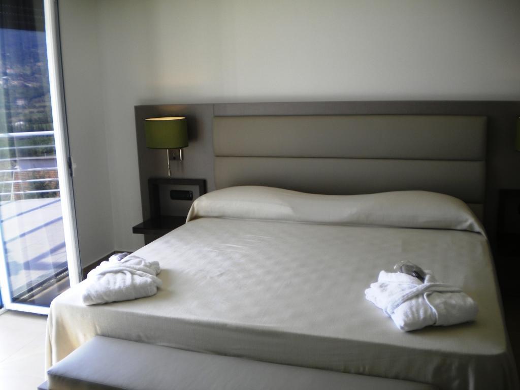 Hotel Chez Le Sourire Giffoni Valle Piana Zimmer foto